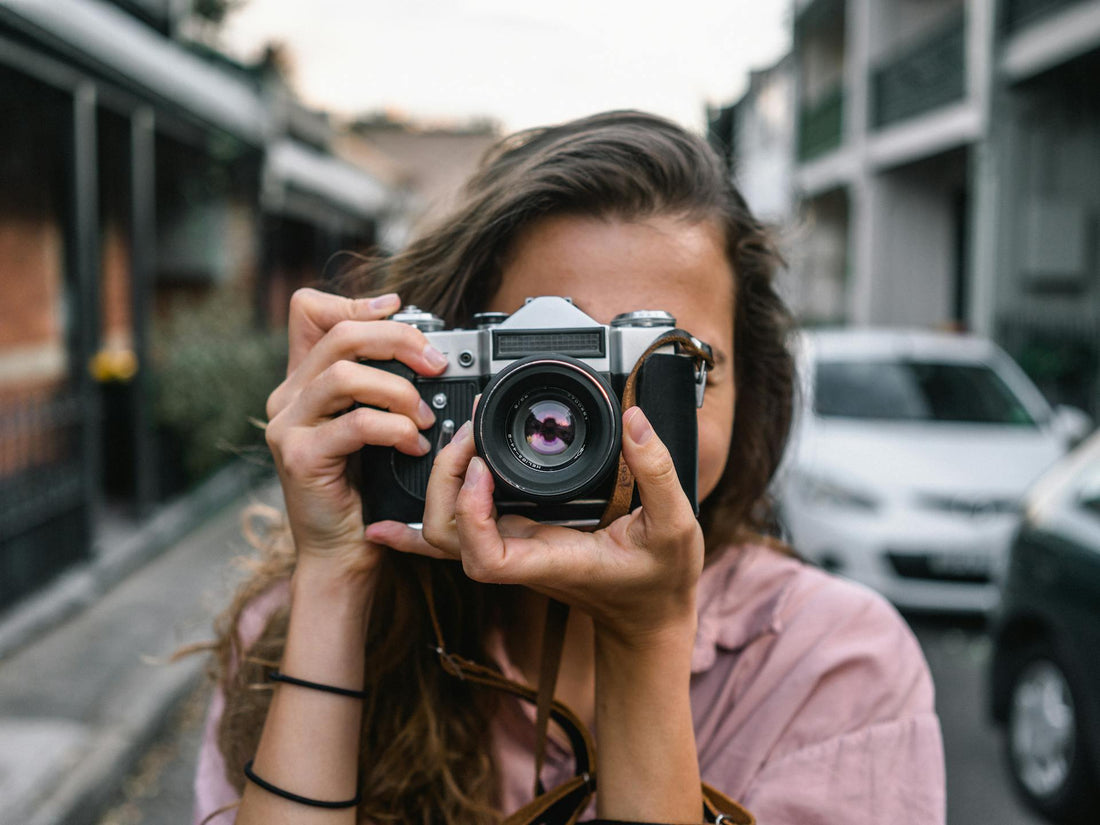 From Struggling Creative to Thriving Freelancer: The Simple 3-Step Formula to Generate Leads for Videographers and Photographers